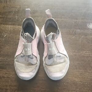 Kids Pink Nike Shoes